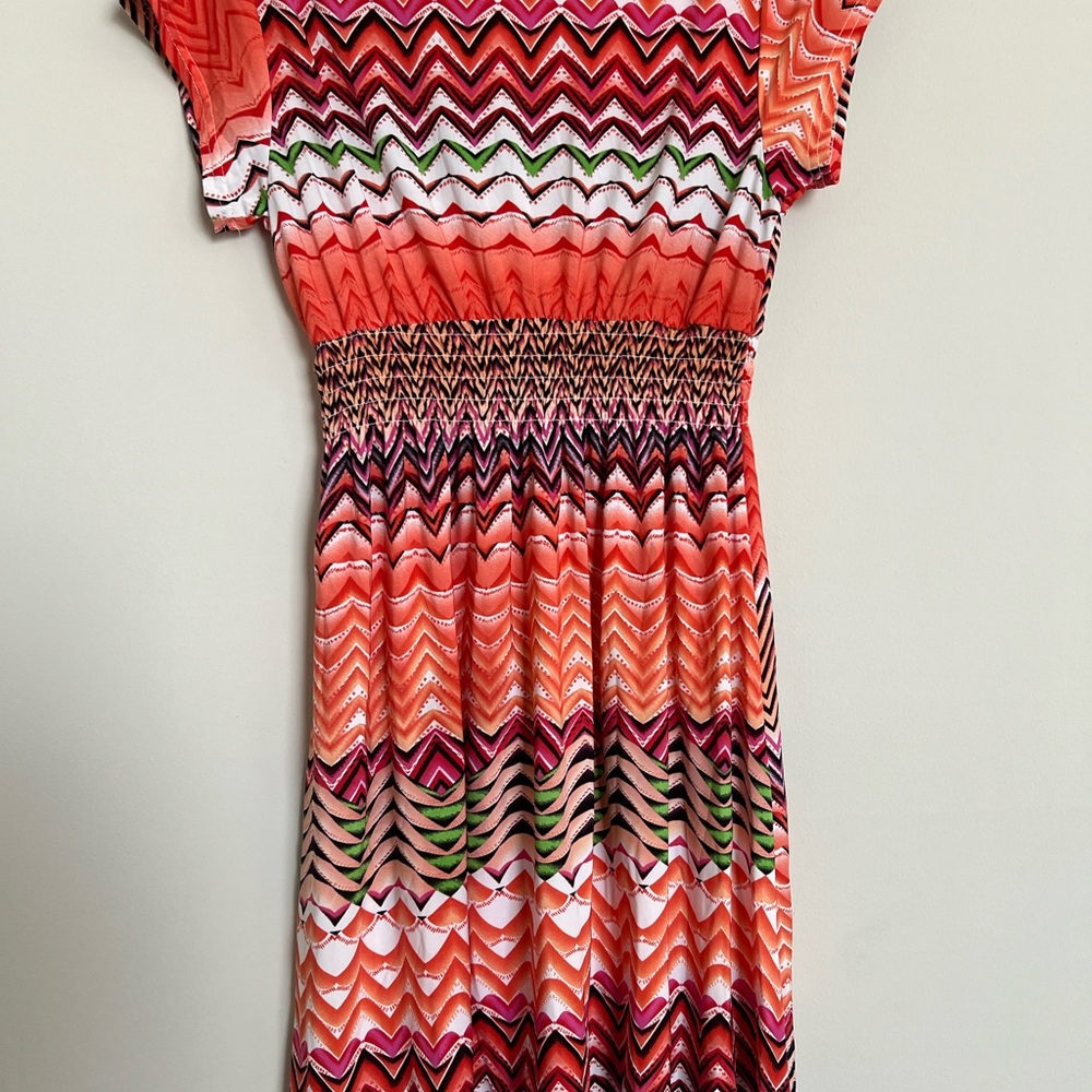 Coral Chevron Print Dress XL | Boho V-Neck Smocked Waist Summer Dress - Picture 7 of 8